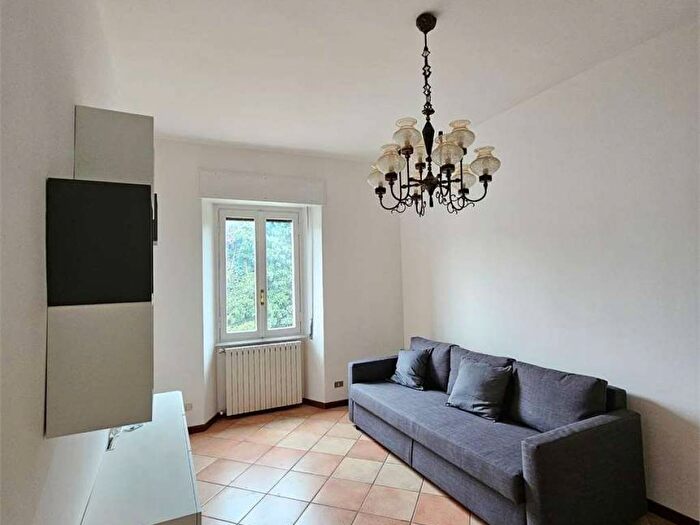 Appartamento bilocale in affitto in VIA ARIBERTO DA INTIMIANO, Lora, Como