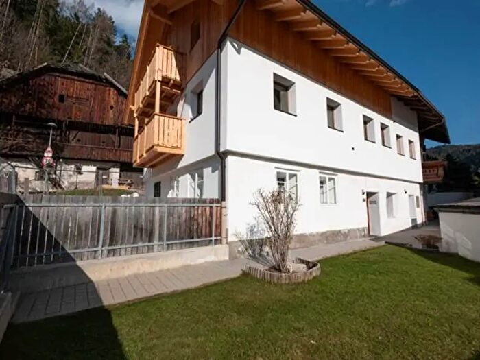 Appartamento con 5 locali in vendita in Via Peuren, Chienes