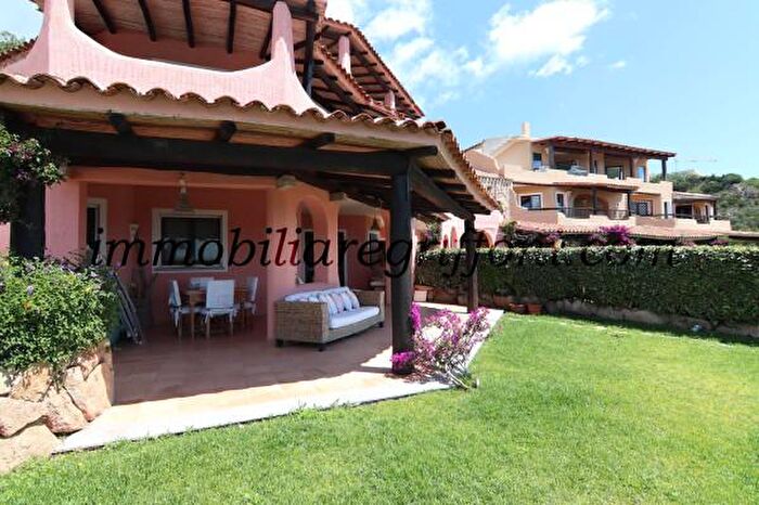 Appartamento quadrilocale in vendita in Località Pevero, Arzachena