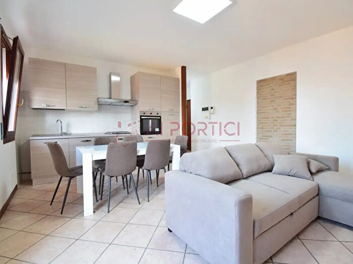 Appartamento trilocale in affitto in Via Morandina, Codevigo