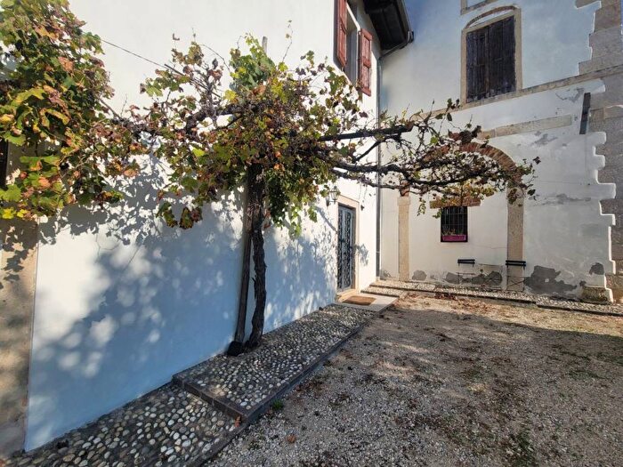 Casa con 5 locali in affitto in Via Breganzola, Arcugnano