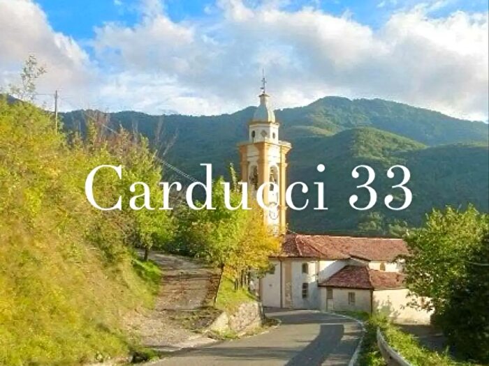 Casa con 5 locali in vendita in Fabbrica Curone