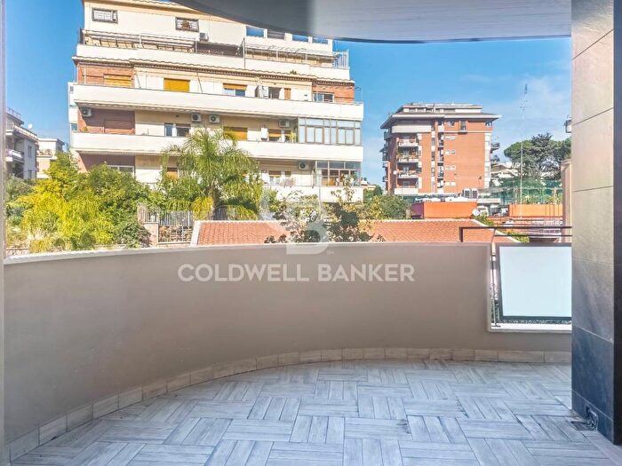 Appartamento trilocale in affitto in Via La Nebbia, Torrevecchia, Roma