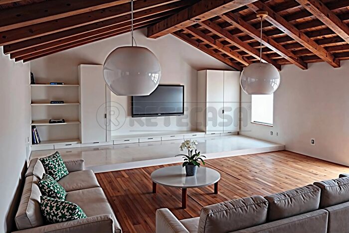 Casa con 6 locali in vendita in Viale Vicenza, Marostica