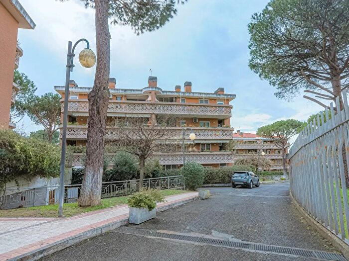 Appartamento bilocale in vendita in Via Diego Valeri, Roma