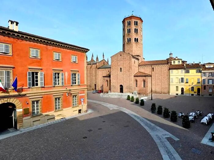 Appartamento quadrilocale in vendita in Piacenza