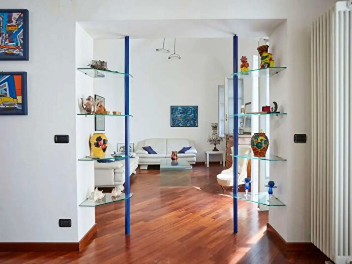 Casa con 13 locali in vendita in Casale Monferrato