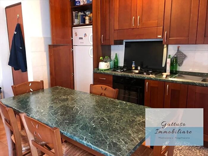 Appartamento trilocale in vendita in Via Nazionale Lazzaro, Motta San Giovanni