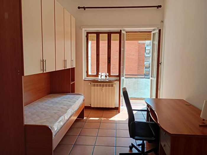 Appartamento trilocale in affitto in Via Cipriano Facchinetti, Casal Bruciato, Roma