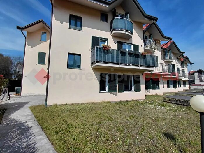 Appartamento bilocale in vendita in Via Covetta, Gallarate