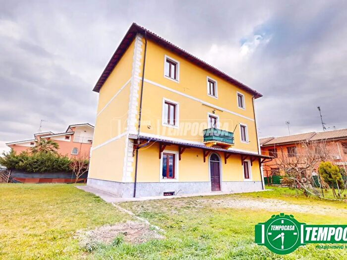 Casa con 10 locali in vendita in Via Belvedere, Pozzolo Formigaro