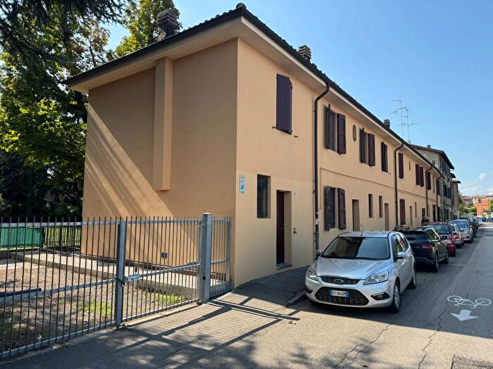 Casa quadrilocale in affitto in Via del Faggiolo, Borgo Panigale, Bologna