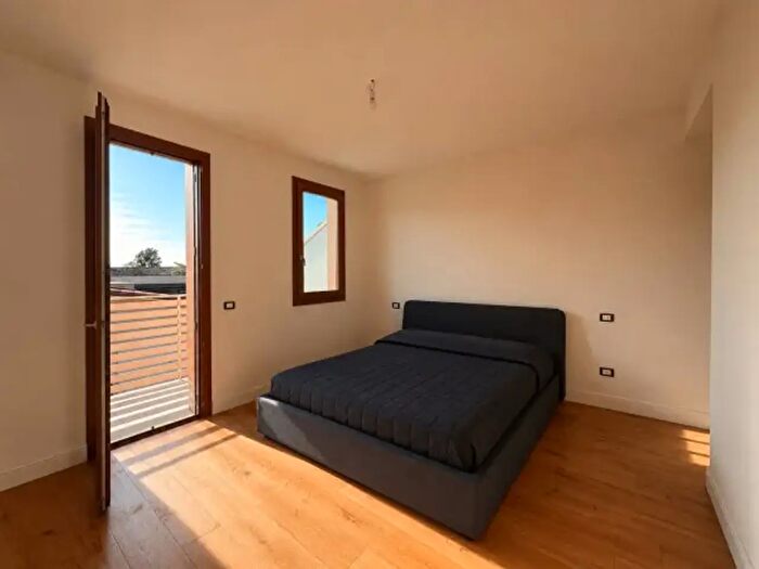 Casa quadrilocale in vendita in Via Ragone, Ravenna
