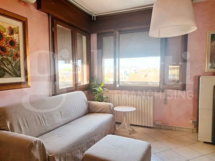 Appartamento quadrilocale in vendita in Cavarzere Via Marco Polo, Cavarzere