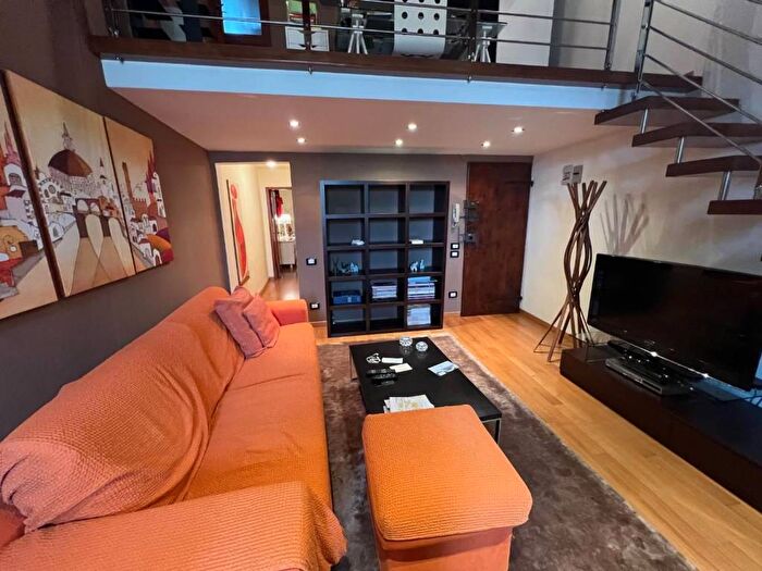 Appartamento quadrilocale in affitto in Borgo Ognissanti, Borgo Ognissanti Il Prato, Firenze