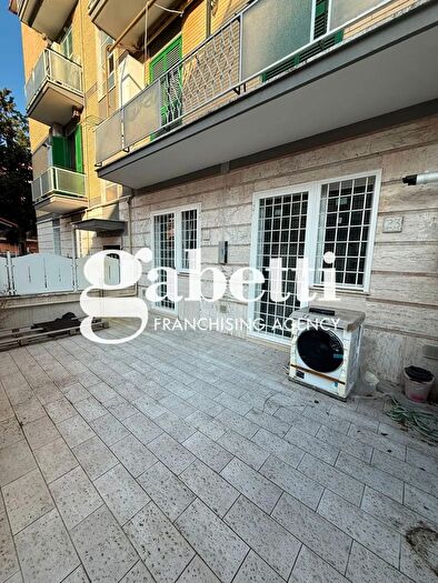 Appartamento bilocale in vendita in Via Alberto Fassini, Roma