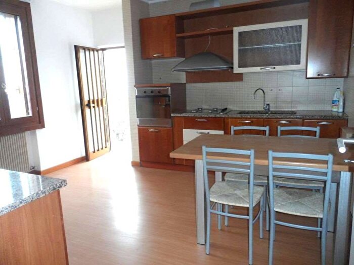 Casa con 6 locali in affitto in via G Marconi, Arcugnano Torri, Arcugnano