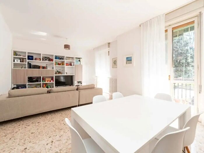 Appartamento trilocale in vendita in Via Federico Chopin, Milano