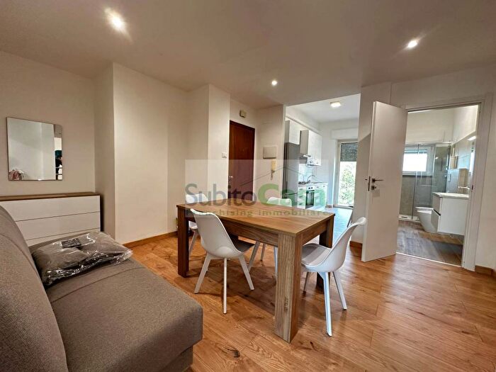 Appartamento con 5 locali in affitto in Via Ortona, Chieti Scalo, Chieti