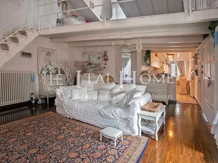 Appartamento trilocale in vendita in Via Greppi, Bergamo