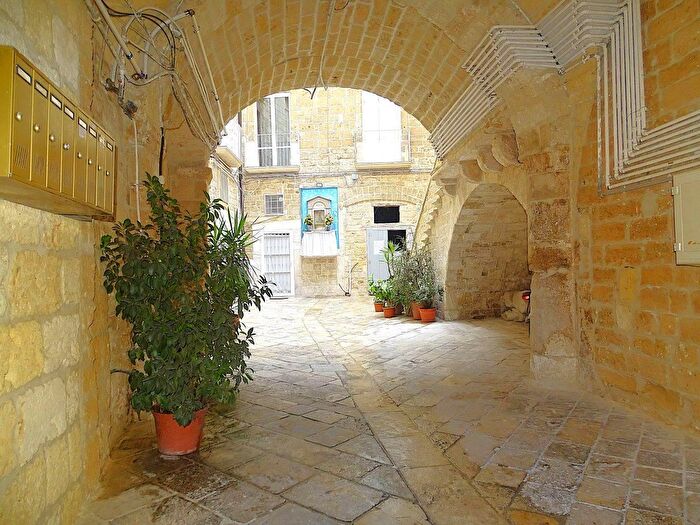 Appartamento trilocale in vendita in Via Bianchi Dottula, Bari