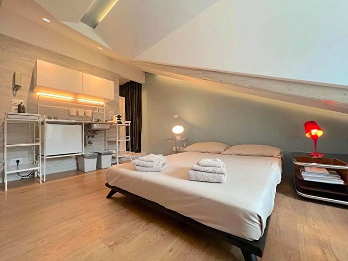 Appartamento monolocale in affitto in Via Valeggio, Crocetta, Torino