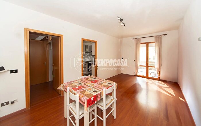 Appartamento trilocale in vendita in Via Chiusi, Perugia