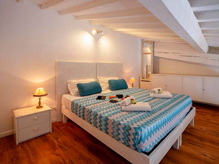 Appartamento bilocale in affitto in Via di Mezzo, SantAmbrogio, Firenze