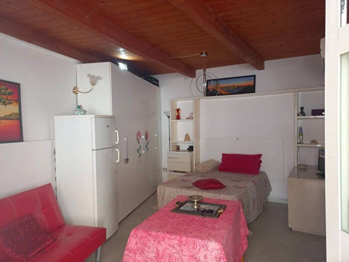 Appartamento monolocale in affitto in Via SArrulloni, Quartiere del Sole, Cagliari