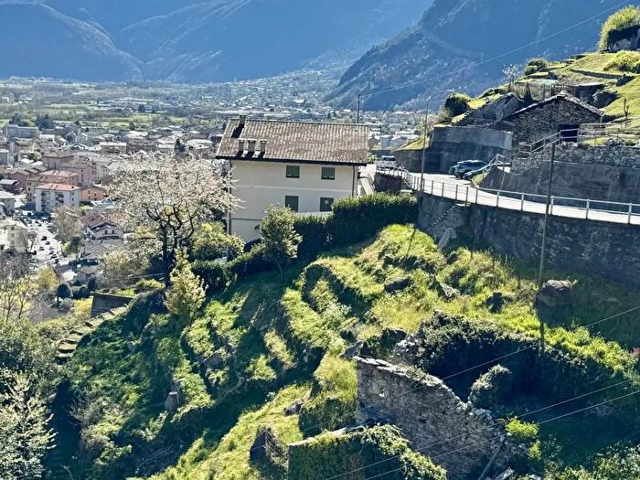 Case in Vendita e in Affitto - 3