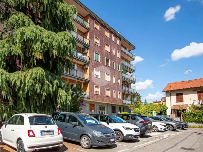 Appartamento bilocale in vendita in Via Monte Sabotino, Bollate
