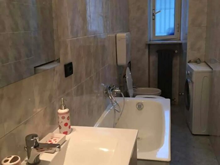 Appartamento monolocale in affitto in Via Broni, Torino