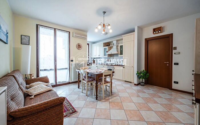 Appartamento trilocale in vendita in Via Natalino Marchi a, Savignano Sul Panaro