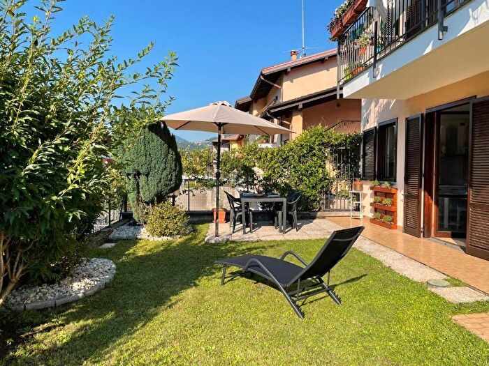 Appartamento trilocale in affitto in Via Anton Arnold, Feriolo, Baveno