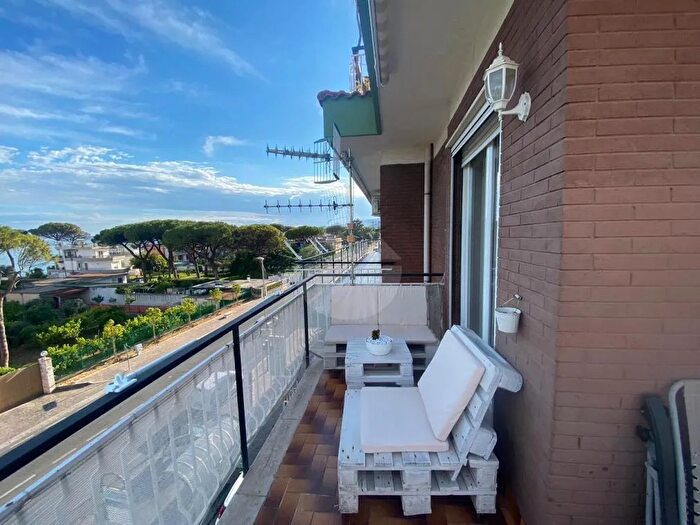 Appartamento con 5 locali in vendita in Formia, Minturno