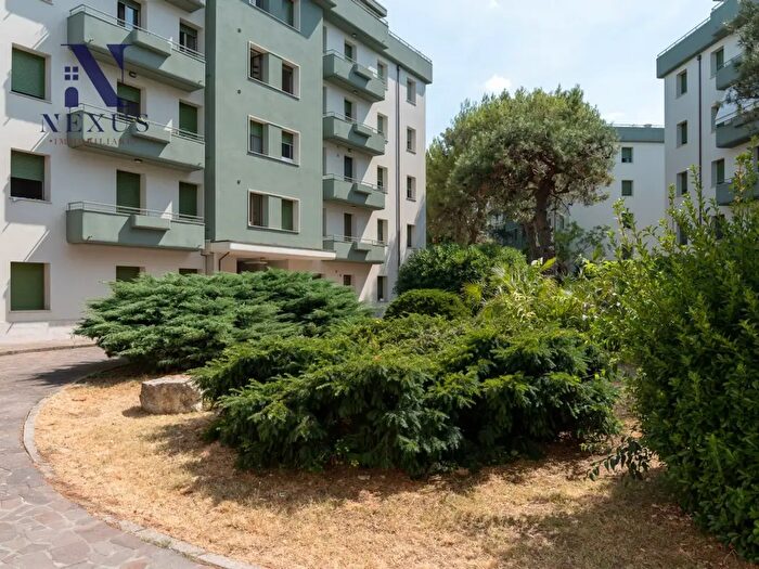 Appartamento trilocale in vendita in Via Tagliamento, Fano