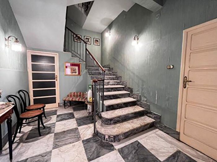 Appartamento con 6 locali in vendita in Via Daniele Manin, Avola