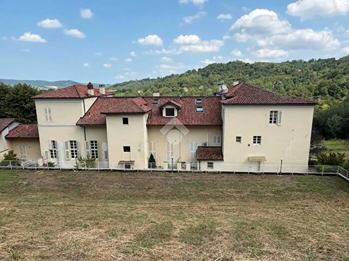 Appartamento trilocale in vendita in Viale Caudana, Gassino Torinese