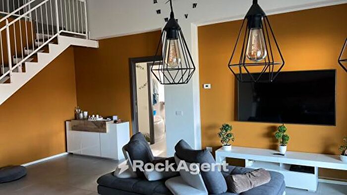 Appartamento quadrilocale in vendita in Albinea