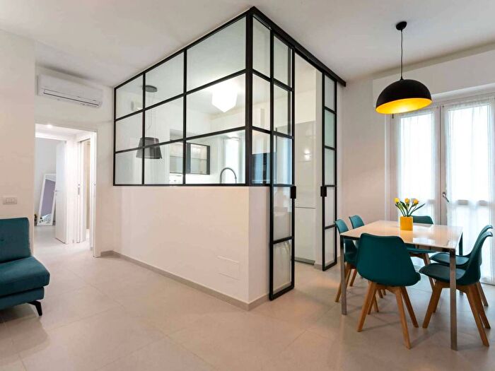 Appartamento trilocale in affitto in Via Privata Assab, Cimiano, Milano