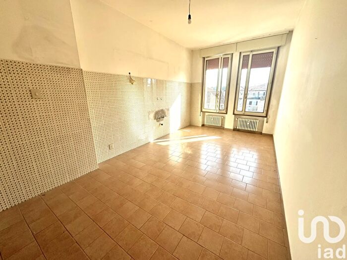 Appartamento con 7 locali in vendita in Piazza Luca Lucchesi, Motta Di Livenza