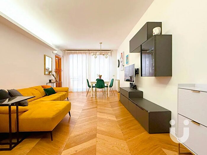 Appartamento trilocale in vendita in Viale Città dEuropa, Roma