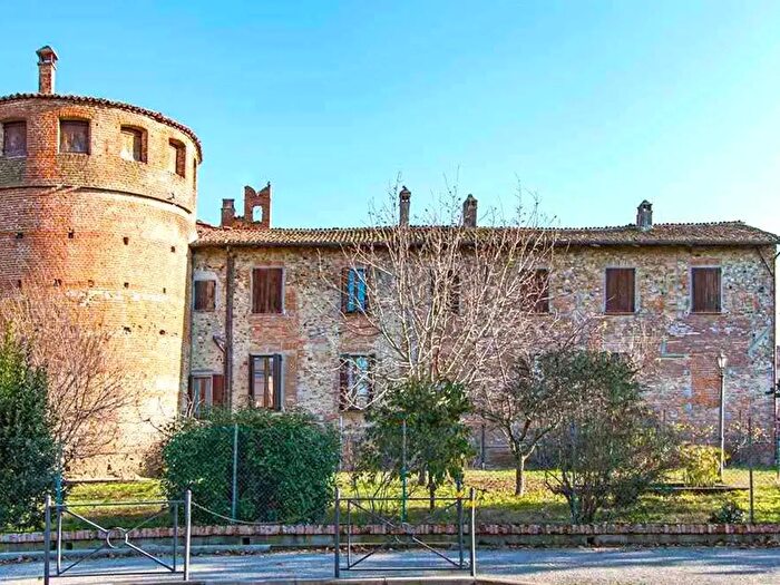 Casa con 5 locali in vendita in Rivergaro
