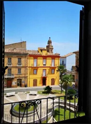 Casa monolocale in vendita in Piazza Giuseppe Garibaldi, Casalbordino