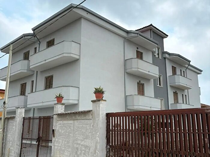 Appartamento con 5 locali in vendita in Via Padova, Castel Volturno