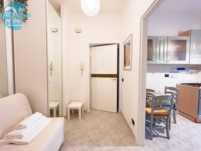 Appartamento bilocale in affitto in Via Vittoria Colonna, Città Vecchia, Trieste