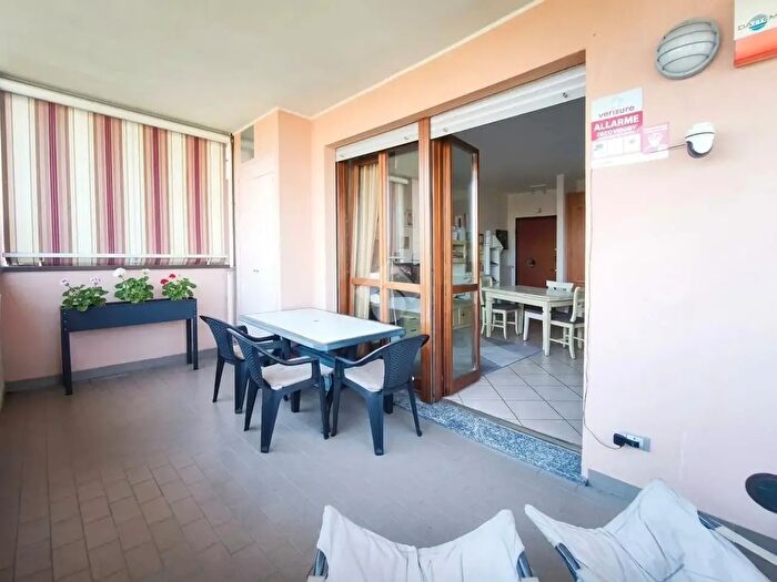 Appartamento bilocale in vendita in Via Vigorelli, Cormano