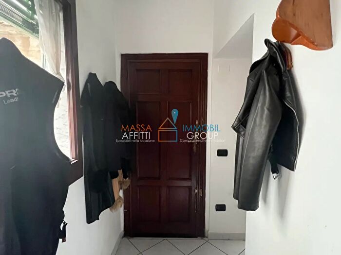 Appartamento con 5 locali in vendita in Via Carlo Pisacane, Carrara