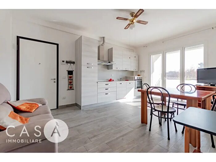 Appartamento trilocale in vendita in Via Euclide, Cesenatico