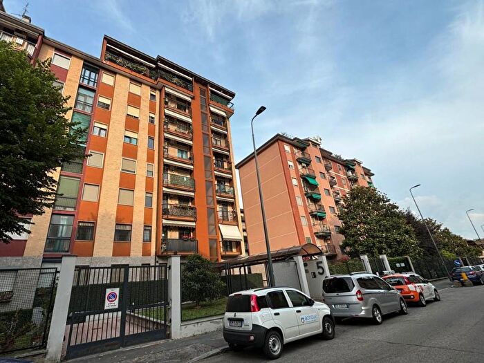 Appartamento bilocale in affitto in Via Giorgio Merula, Tre Castelli Faenza, Milano